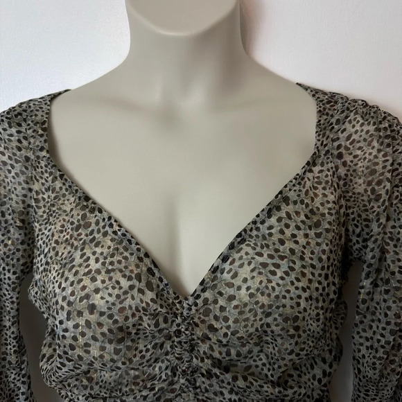 Zara Blouse Size Large Sheer Leopard Print Cropped V-Neck Ruched Side Zip #1356 - Picture 3 of 10